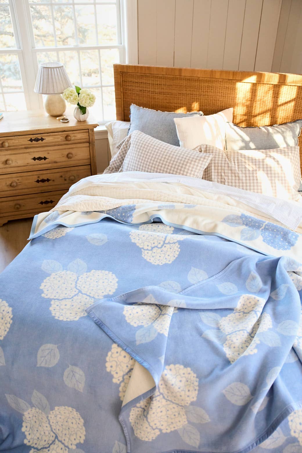 Hydrangeas Bluebell Family Size ChappyWrap Blanket