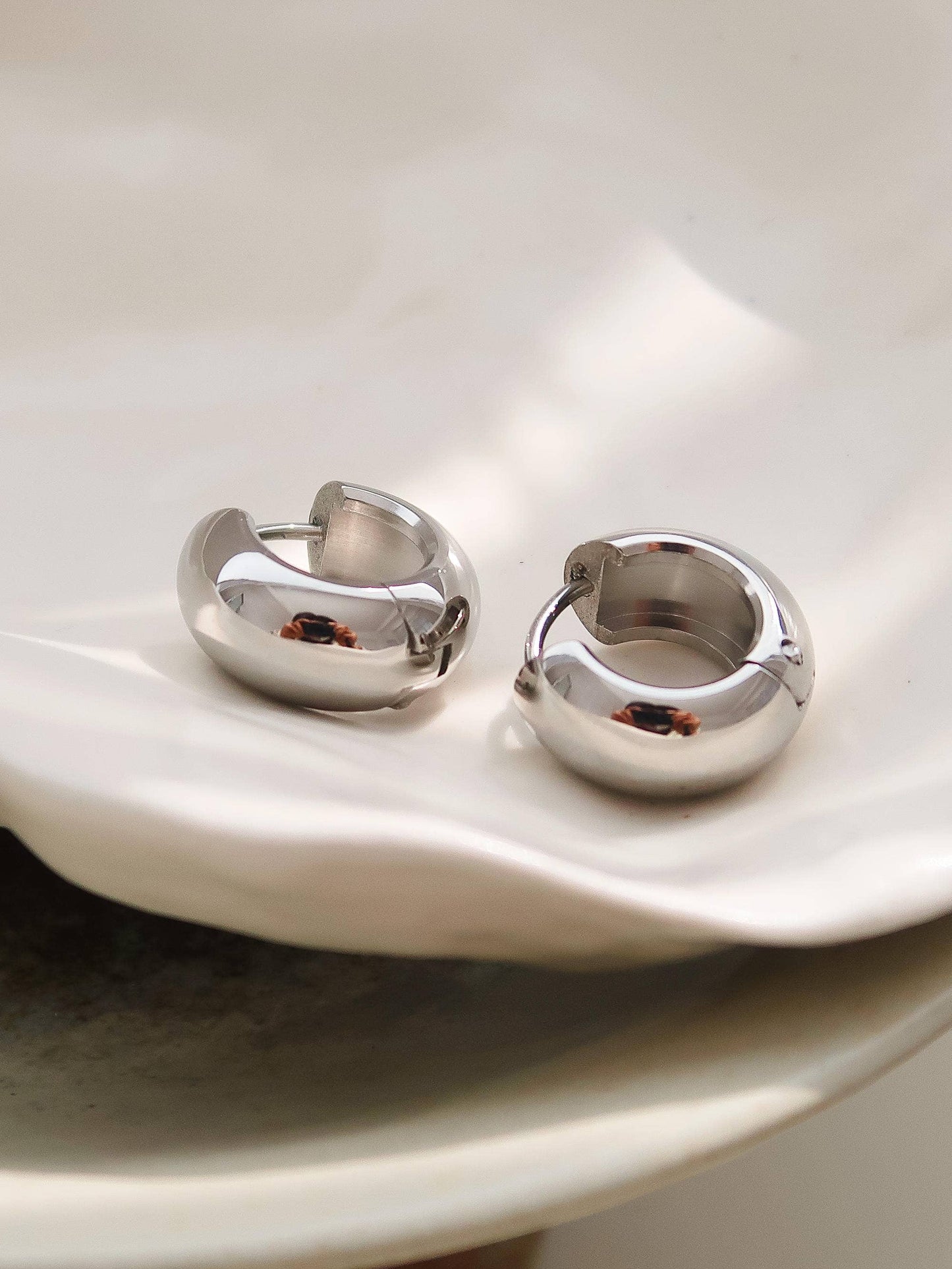 Alexis Chunky Silver Hoop Earring