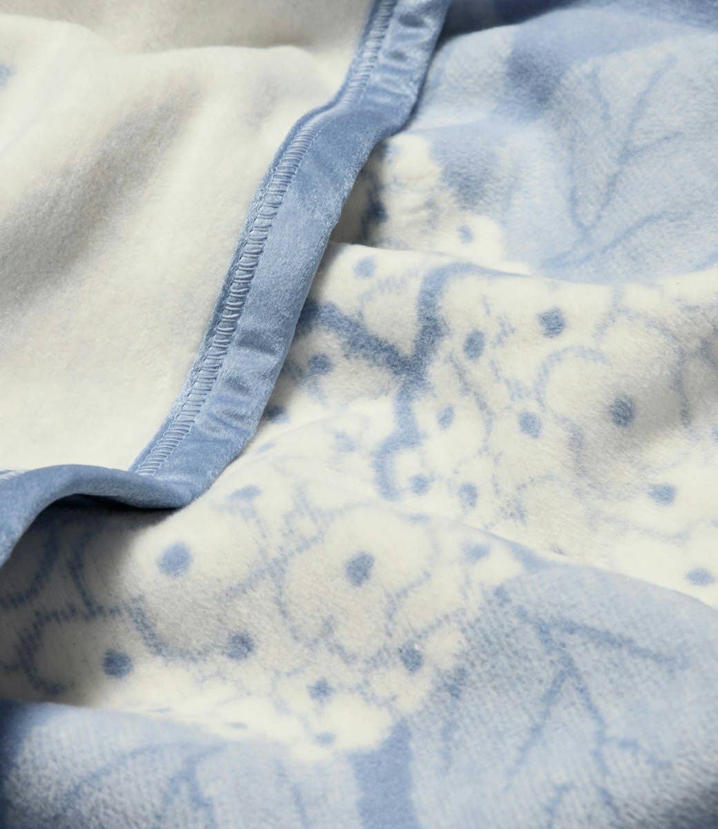 Hydrangeas Bluebell Family Size ChappyWrap Blanket