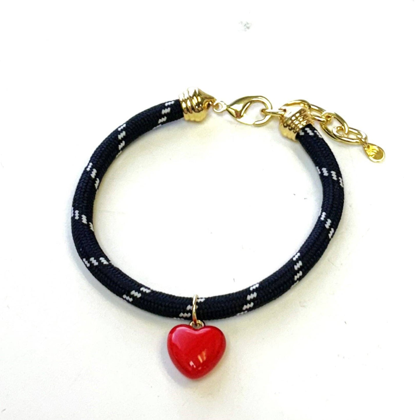 Paracord Heart Bracelet