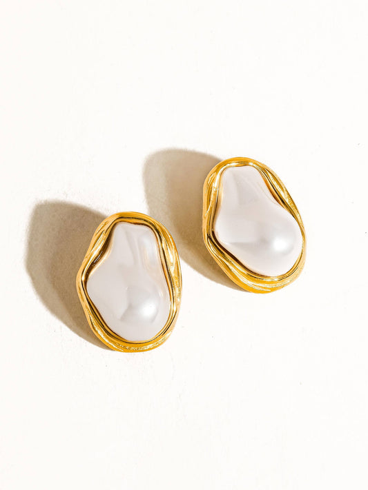 Newport Pearl Stud Earrings