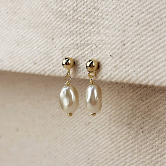 Darya Pearl Mini Drop Earring