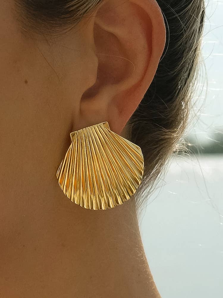 Large Shell Stud Earrings