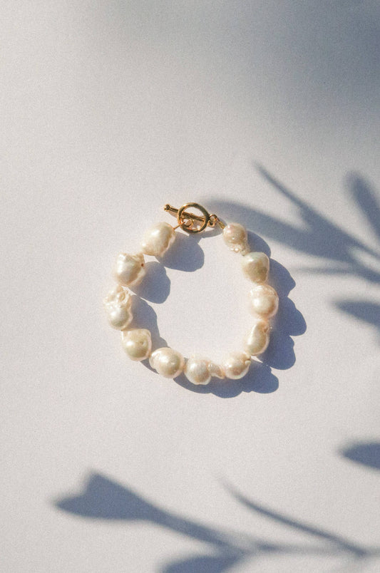 Chunky Pearl Bracelet 